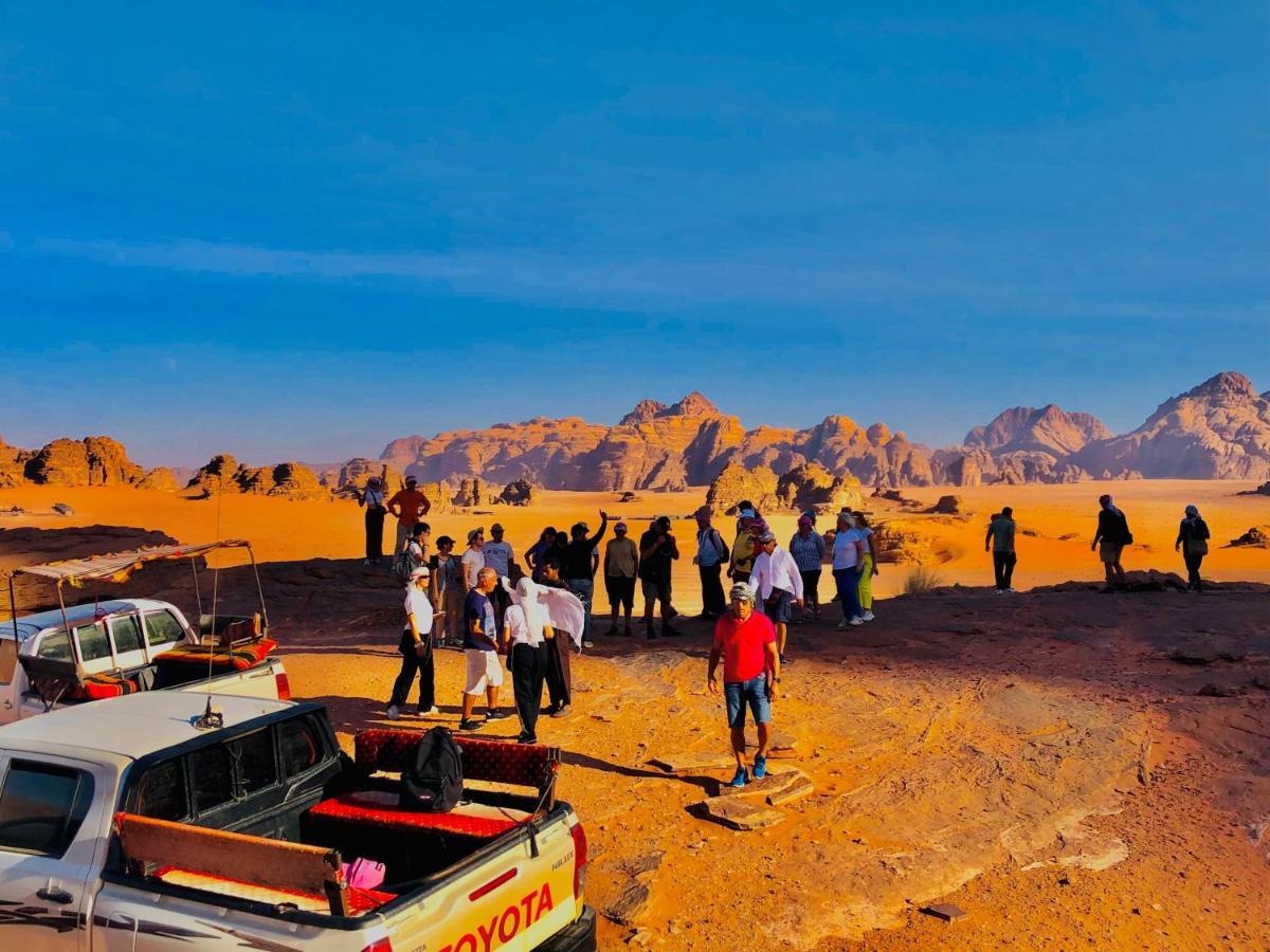 Flowers Rum Camp Wadi Rum Exterior photo
